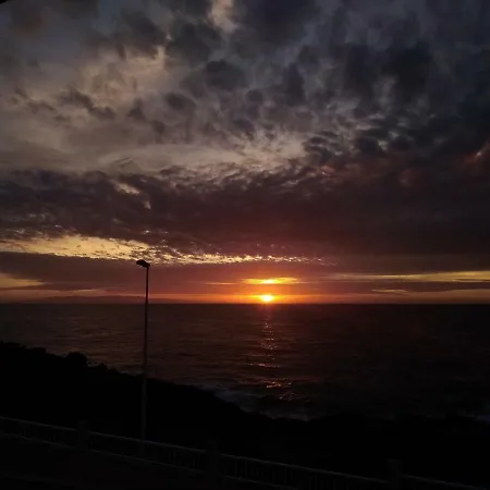 Seafront Sunrise Privat bolig