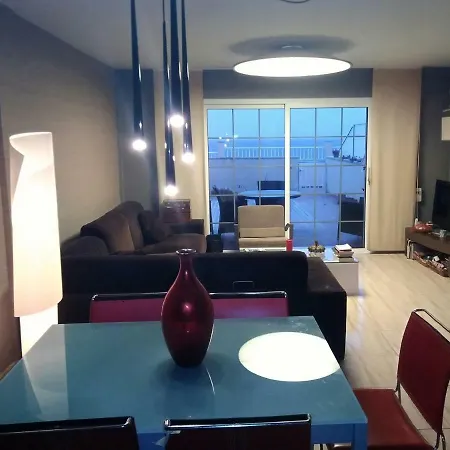 Seafront Sunrise Homestay *